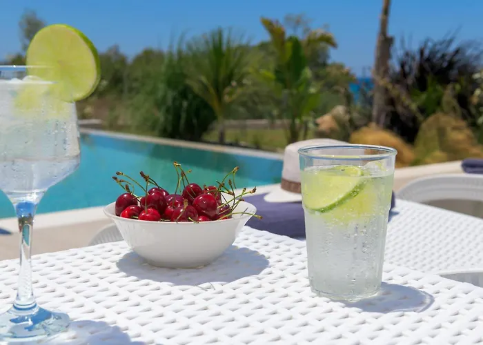 Panaxia فيلة Theológos